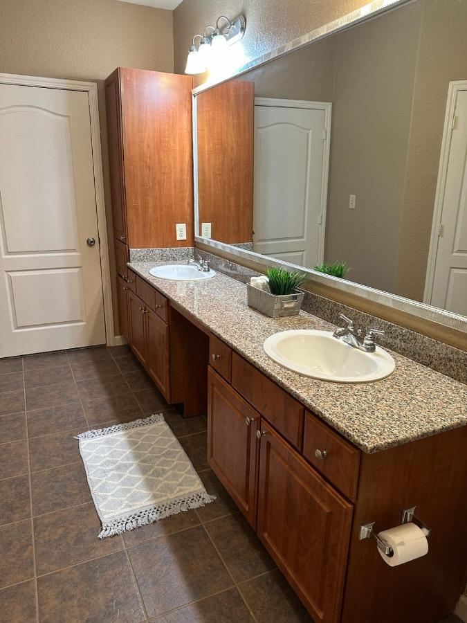Blueplatinum Luxury Apartment Хюстън Екстериор снимка